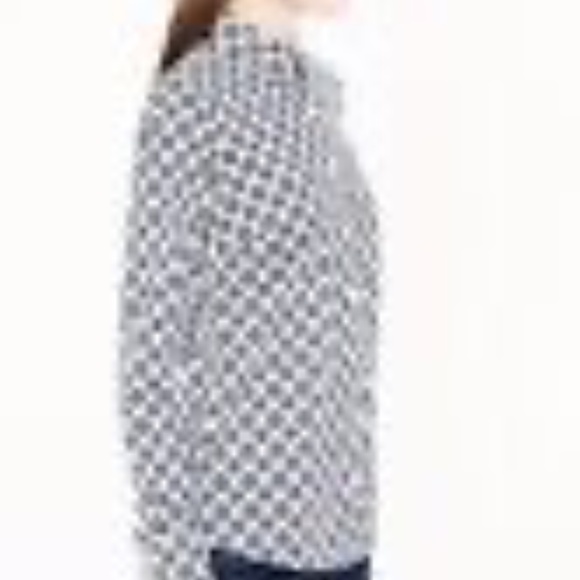 J. Crew medallion navy printed button down shirt size 8 perfect fit 100% cotton - Picture 2 of 11